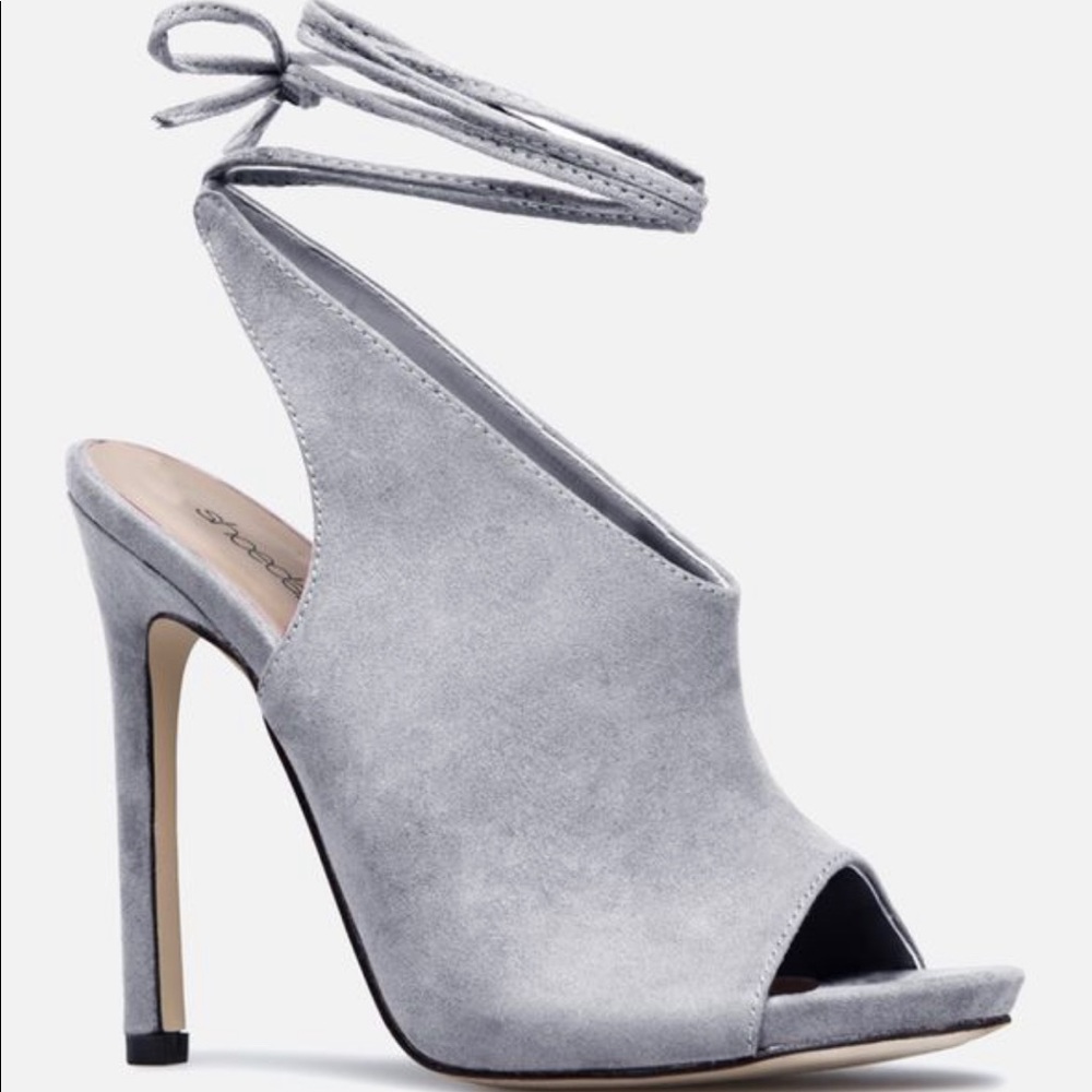 Open Toed Stilettos - Picture 2 of 3